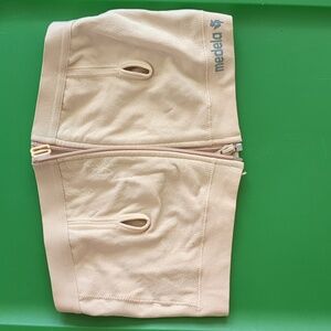 Medela Hands Free Pumping Bra